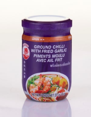 Wholesale Cock Brand Ground Chilli with Fried Garlic (227g)